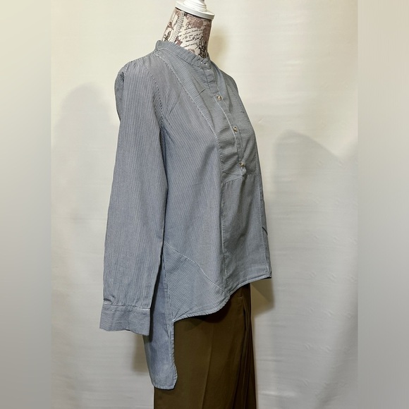 RO & DE Gray and‎ white micro striped tab collar top size XS. - Picture 6 of 11